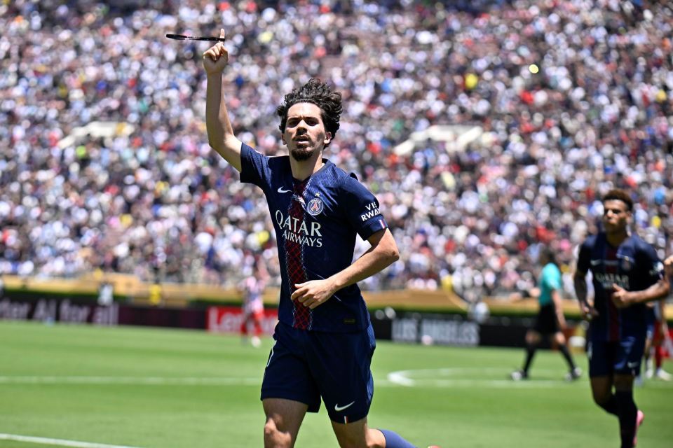 粉丝们更加 粉丝们更加