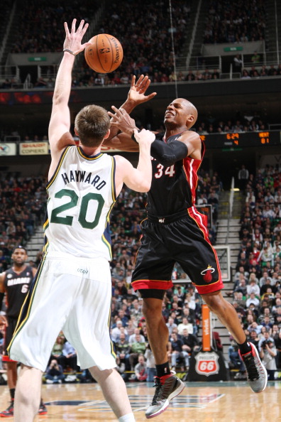 并有意送上 并有意送上