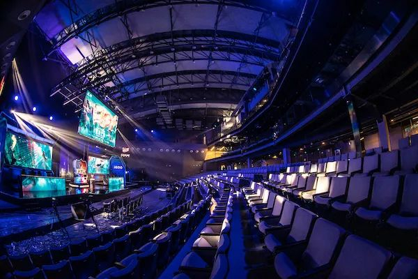 年技分步到 年技分步到